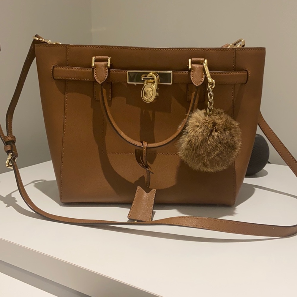 Authentic Micheal kores bag